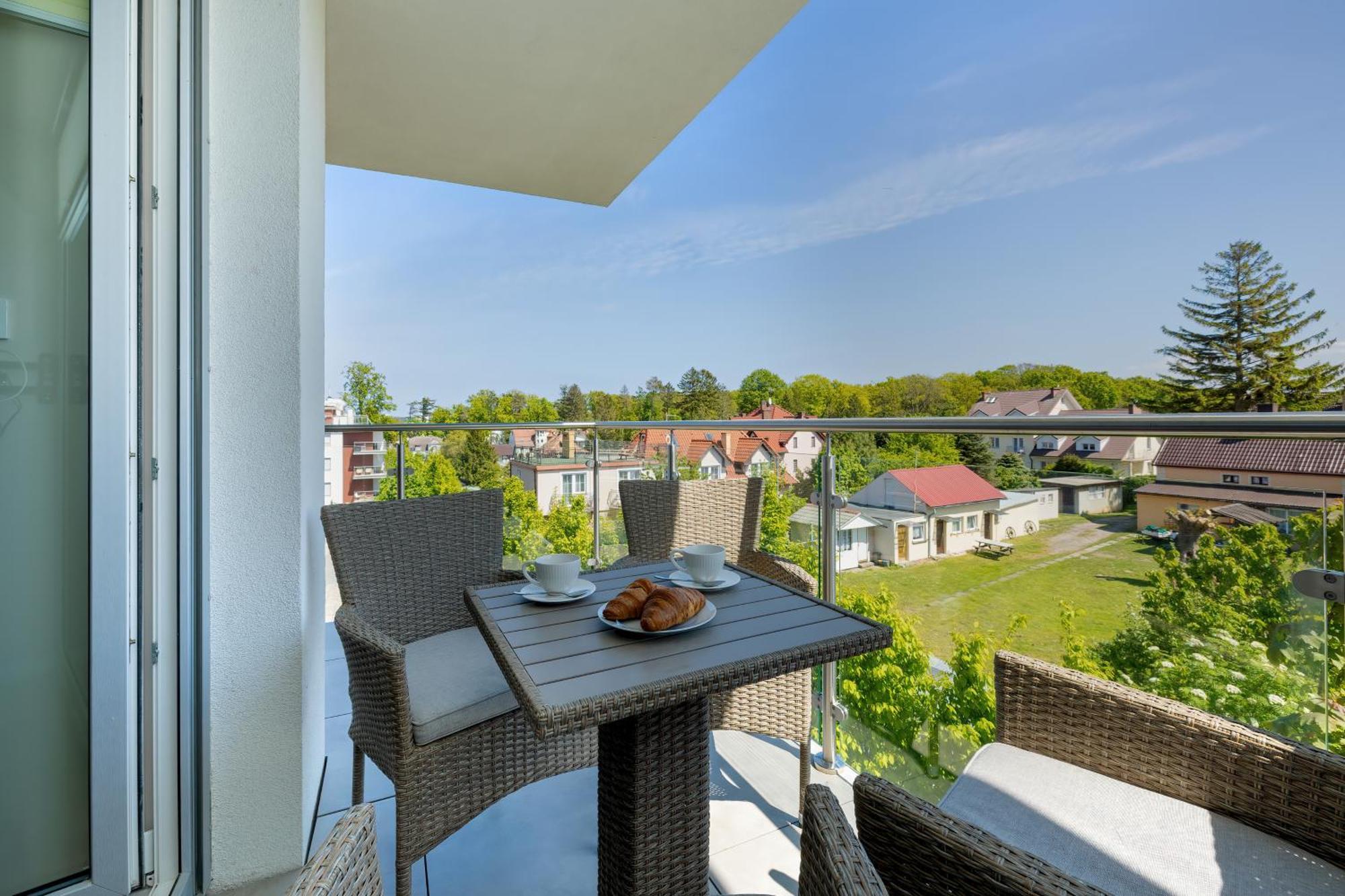 Klifowa Resort With Spa, Fitness & Kids Club By Noclegi Renters レバル エクステリア 写真